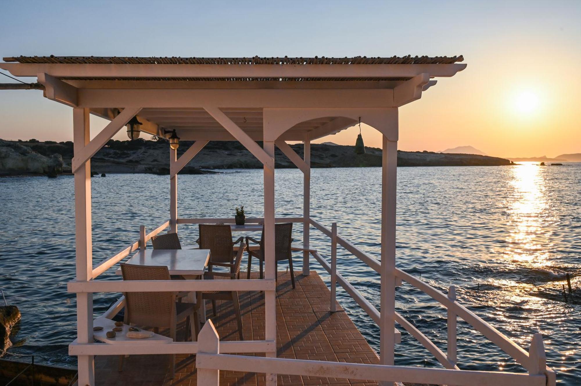 Fisherman'S Syrma House Villa Pachaina Exterior photo